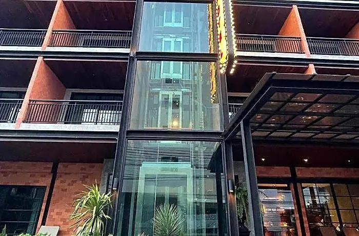 The Loft122 Hotel
